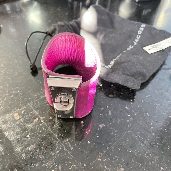 Authentic Marc by Marc Jacobs leather cuff bracelet 💜 - Picture 2 of 4